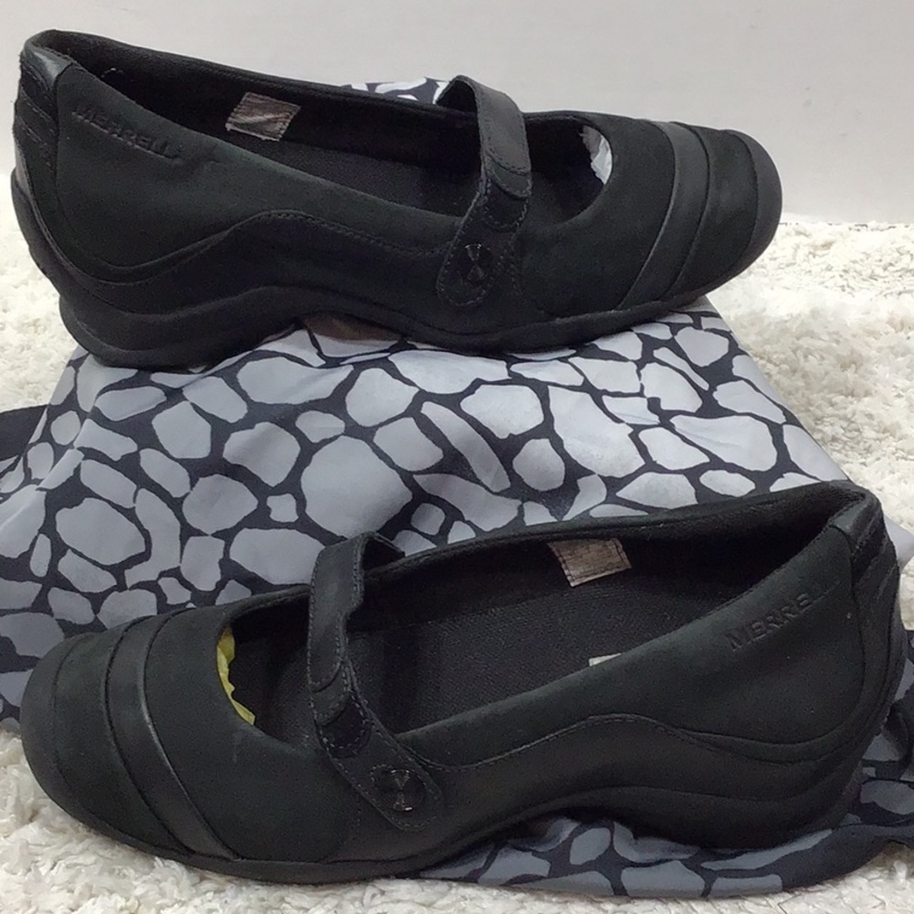 Merrell Eden black leather Mary Janes